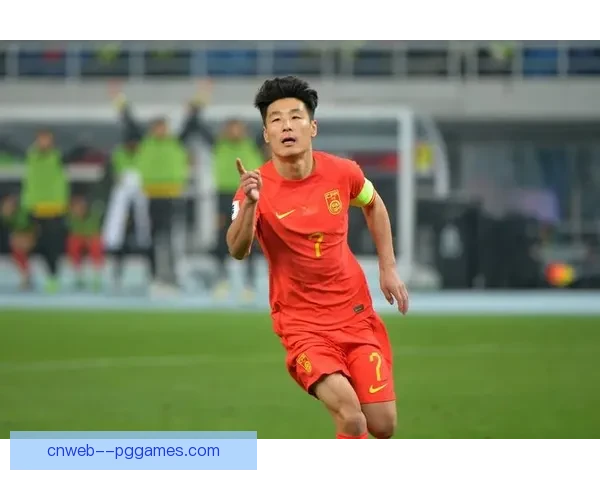 上海海港前锋武磊荣膺年度中国金球奖成历史首位获奖者